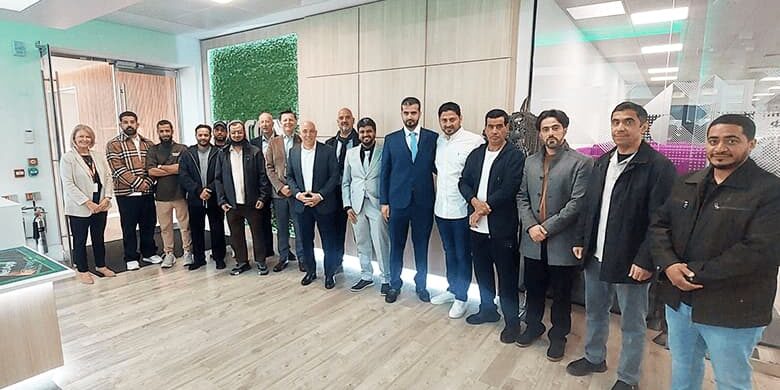 Saudi delegation with Xerox CEO, Steven Bandrowczak Saudi delegation with Xerox CEO, Steven Bandrowczak